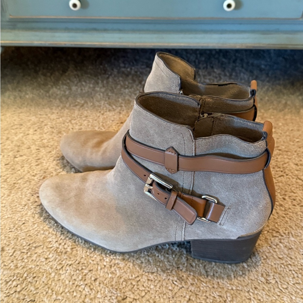 Authentic Coach Pauline 8 Women's Tan heels shoes Ankle leather Boots $298 - Picture 4 of 10
